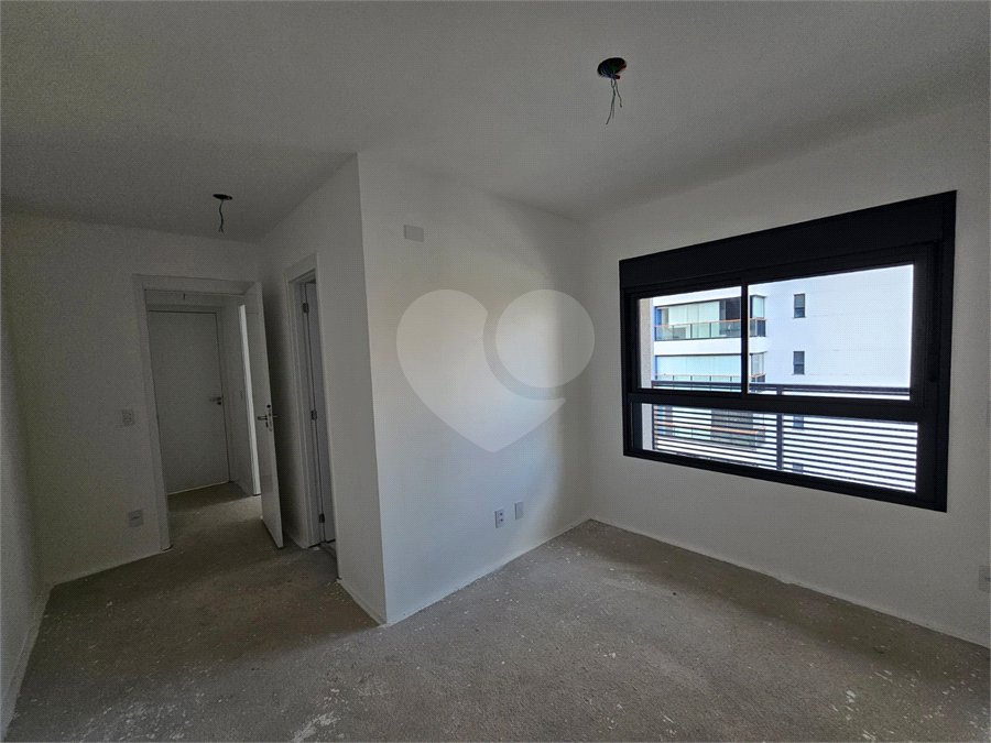Apartamento à venda com 2 quartos, sendo 1 suíte,  em Santo Amaro, São Paulo, SP