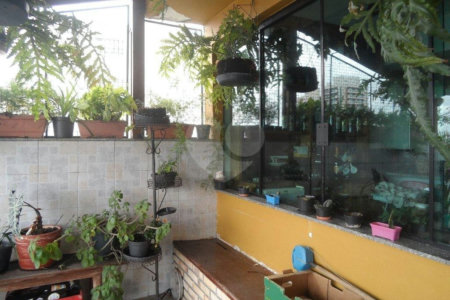 Sobrado à venda com 4 quartos, sendo 3 suítes, em Jardim São Paulo(zona Norte), São Paulo, SP