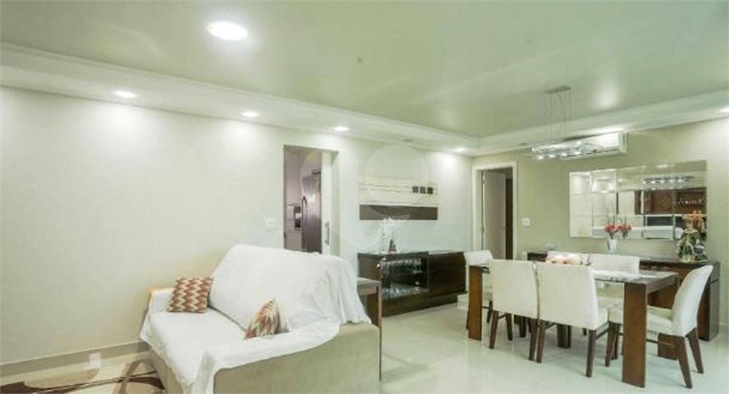 Apartamento à venda com 3 quartos, sendo 2 suítes, em Santana, São Paulo, SP
