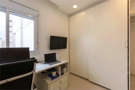 Apartamento à venda com 3 suítes em Vila Romana, São Paulo, SP