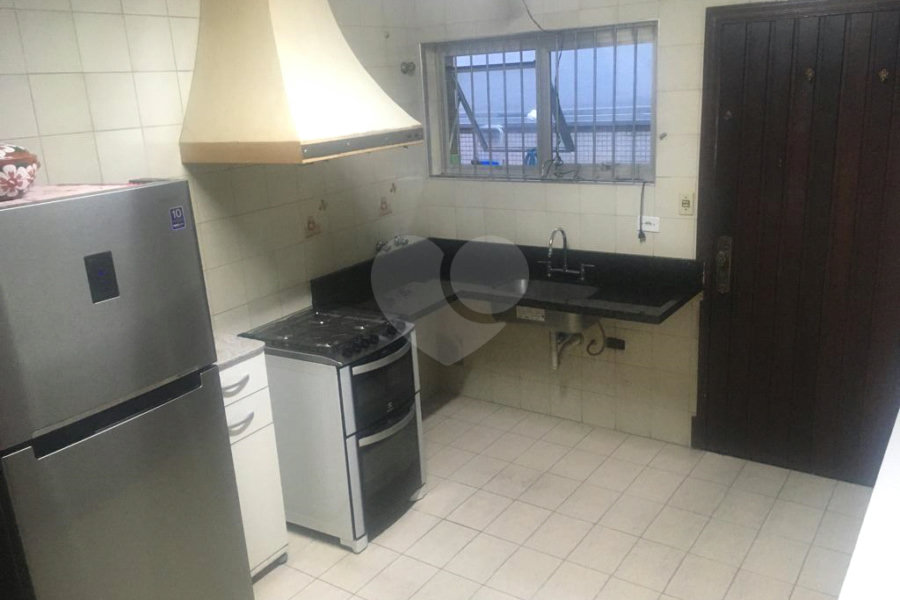 Sobrado à venda com 3 quartos em Vila Guilherme, São Paulo, SP