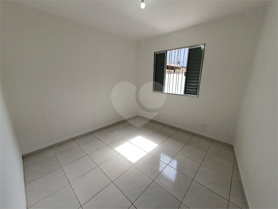 Sobrado à venda ou para alugar com 2 quartos em Vila Marieta, São Paulo, SP
