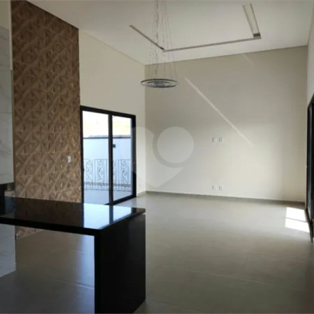 Casa à venda com 3 suítes no condomínio Terras do Vale, Caçapava - SP