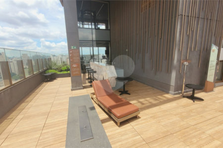 Studio sofisticado, totalmente mobiliado e pronto para morar