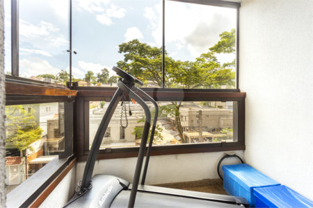 Apartamento à venda com 4 quartos, sendo 3 suítes, em Jardim Prudência, São Paulo, SP