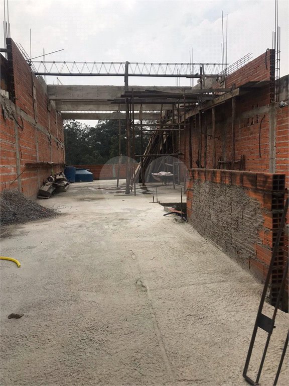 Sobrado à venda com 3 quartos, sendo 1 suíte, em Jaraguá, São Paulo, SP