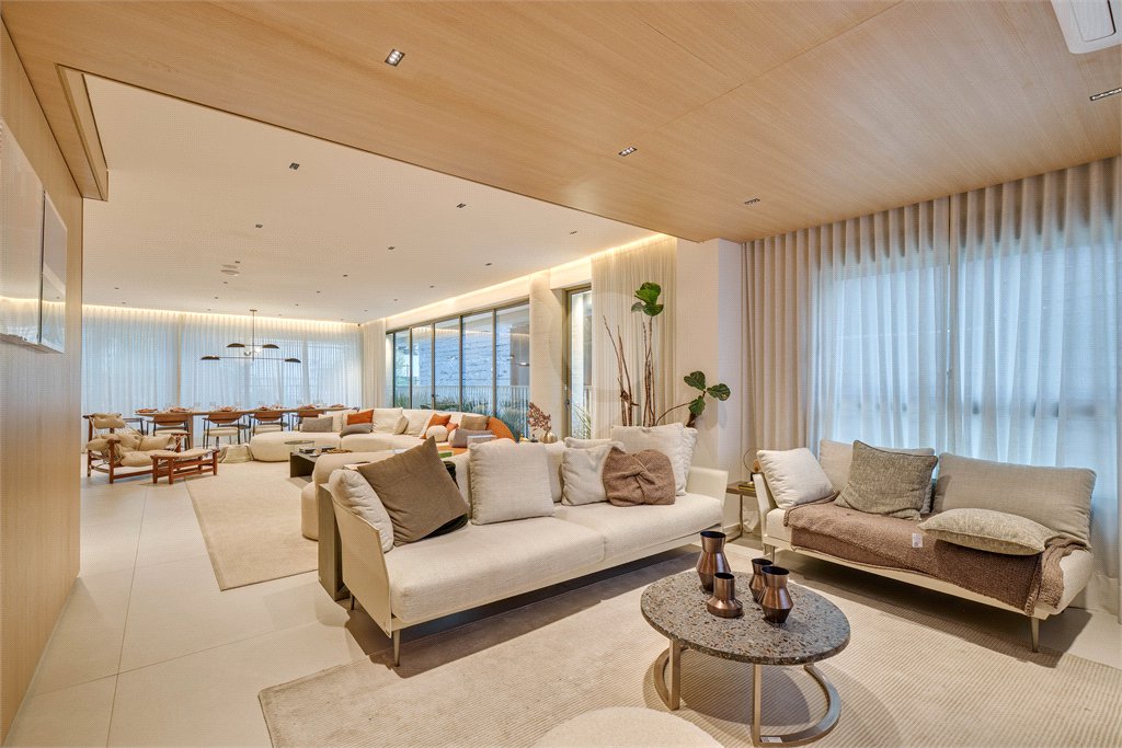Apartamento à venda com 4 suítes em Brooklin, São Paulo, SP