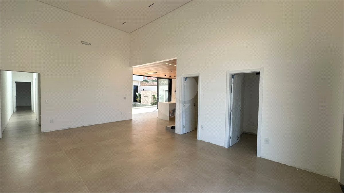 Casa à venda com 3 suítes no condomínio Residencial London Park, Indaiatuba - SP