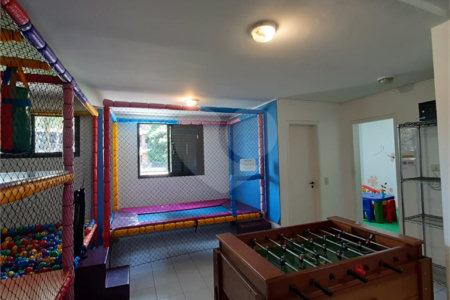 Apartamento à venda com 3 quartos, sendo 1 suíte, em Campo Belo, São Paulo, SP