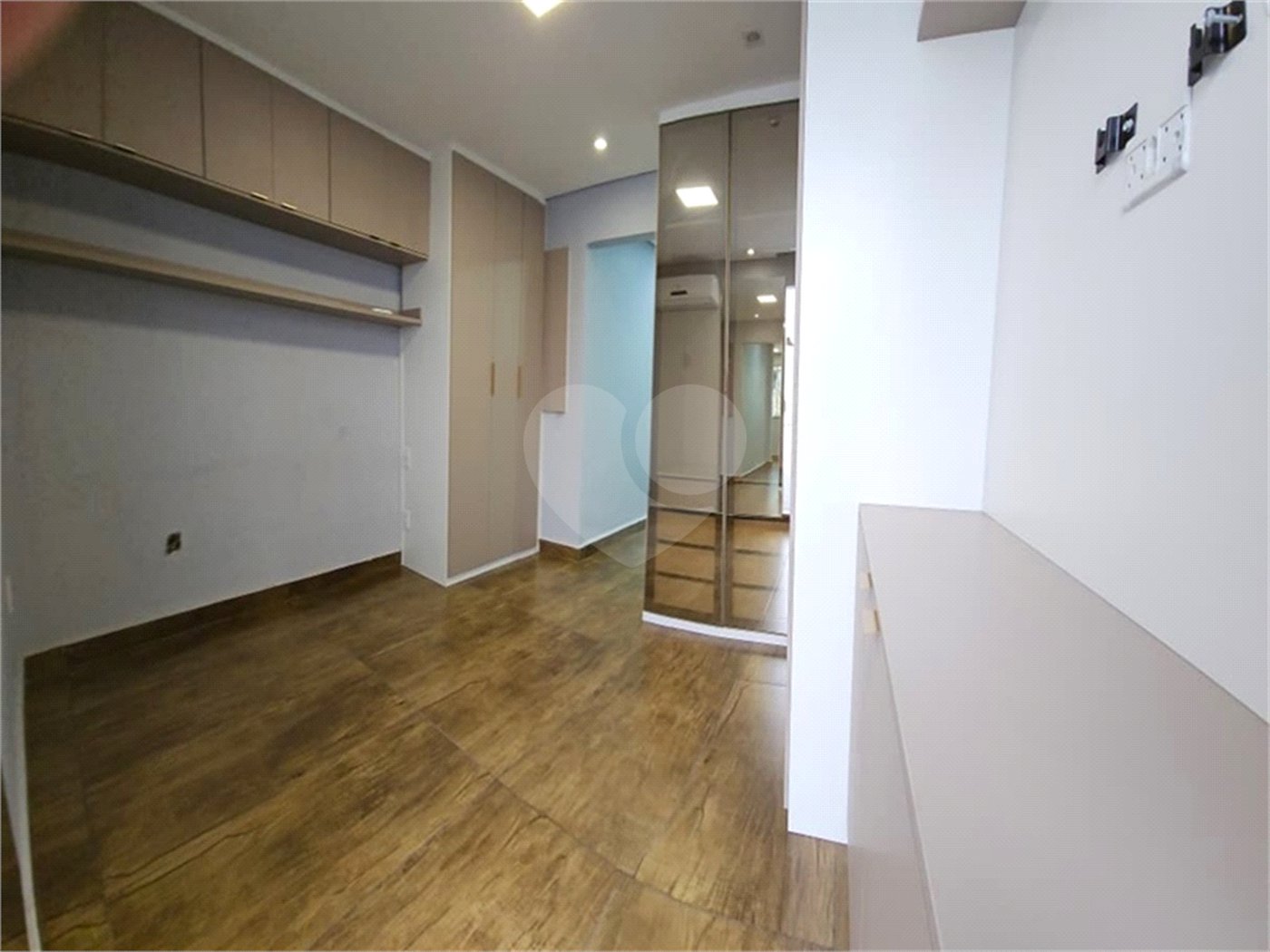 Sobrado à venda com 2 quartos, sendo 1 suíte, em Tucuruvi, São Paulo, SP