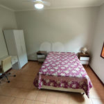 Casa à venda com 4 quartos, sendo 2 suítes,  em Country Residencial Felix, Bom Jesus dos Perdões, SP