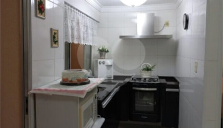 Sobrado à venda com 2 quartos em Jardim Santa Emília, São Paulo, SP