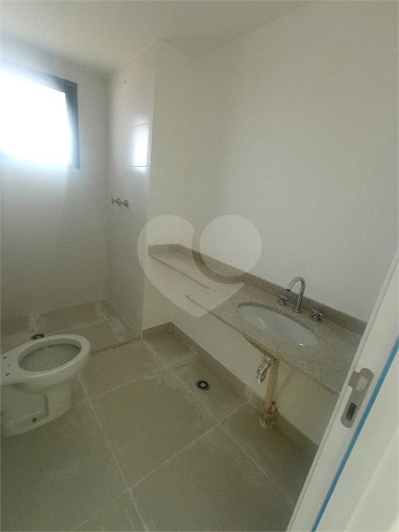 Apartamento na Região do Belém à 5 Minutos do Metrô. Excelente Localização 3 Dormitórios sendo 3 Suítes e 2 Vagas
