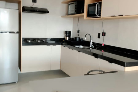 Apartamento à venda com 1 suíte em Caiçara, Praia Grande, SP