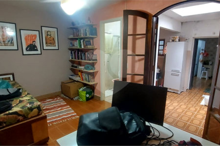 Casa à venda com 3 quartos, sendo 1 suíte, em Perdizes, São Paulo, SP
