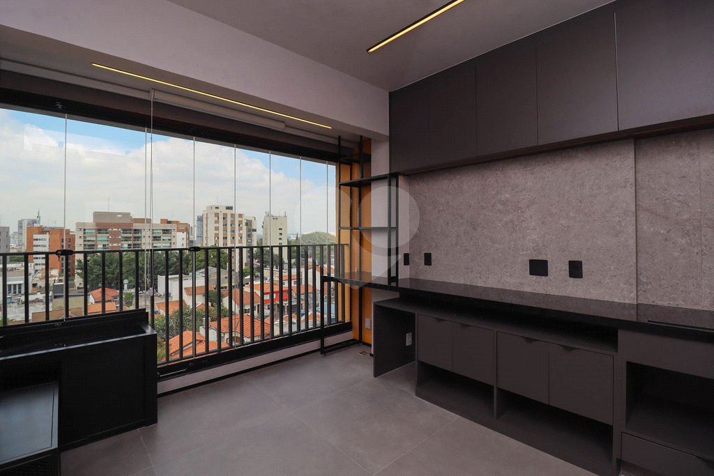 Apartamento à venda ou para alugar com 1 quarto em Pinheiros, São Paulo, SP