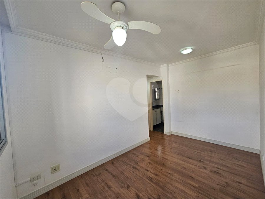 Apartamento à venda com 3 quartos, sendo 1 suíte, em Vila Gumercindo, São Paulo, SP