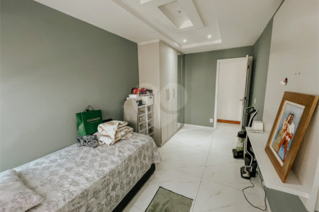 Apartamento à venda com 3 quartos, sendo 1 suíte, em Campo Grande, Rio de Janeiro, RJ
