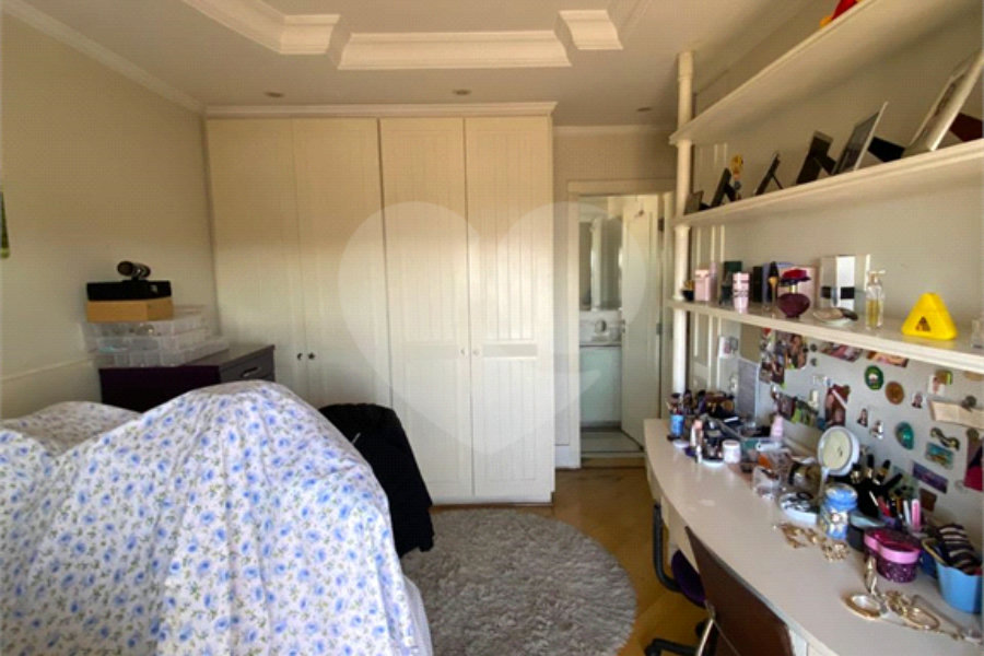 Apartamento à venda com 4 quartos, sendo 3 suítes,  em Santana, São Paulo, SP