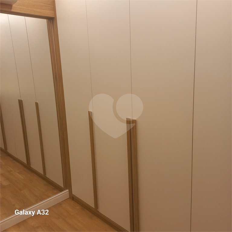 Apartamento à venda com 2 quartos, sendo 1 suíte, em Vila Olímpia, São Paulo, SP