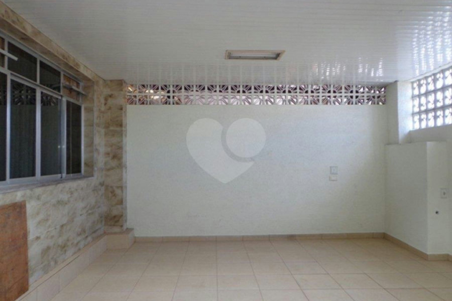Sobrado à venda com 3 quartos, sendo 1 suíte, em Vila Nova Cachoeirinha, São Paulo, SP
