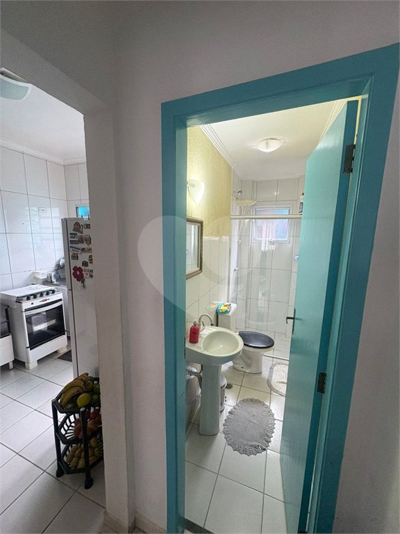 Casa à venda com 2 quartos no condomínio Carvalho Lagares, Poá - SP