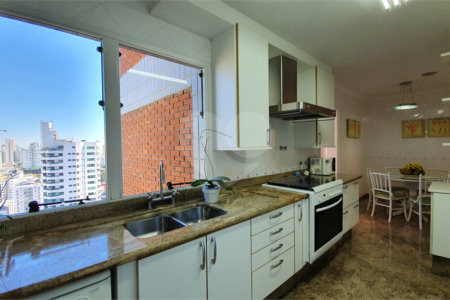 Apartamento à venda com 3 suítes em Água Fria, São Paulo, SP