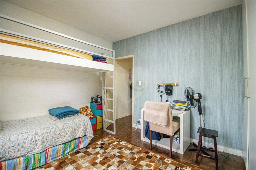 Sobrado à venda com 3 quartos, sendo 1 suíte, em Chácara Monte Alegre, São Paulo, SP