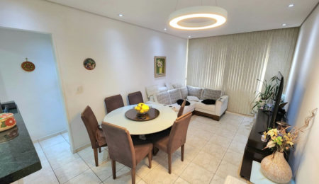 Apartamento 2 Dormitórios com Vista Mar, 1 Suíte e 50m da Praia – Santos