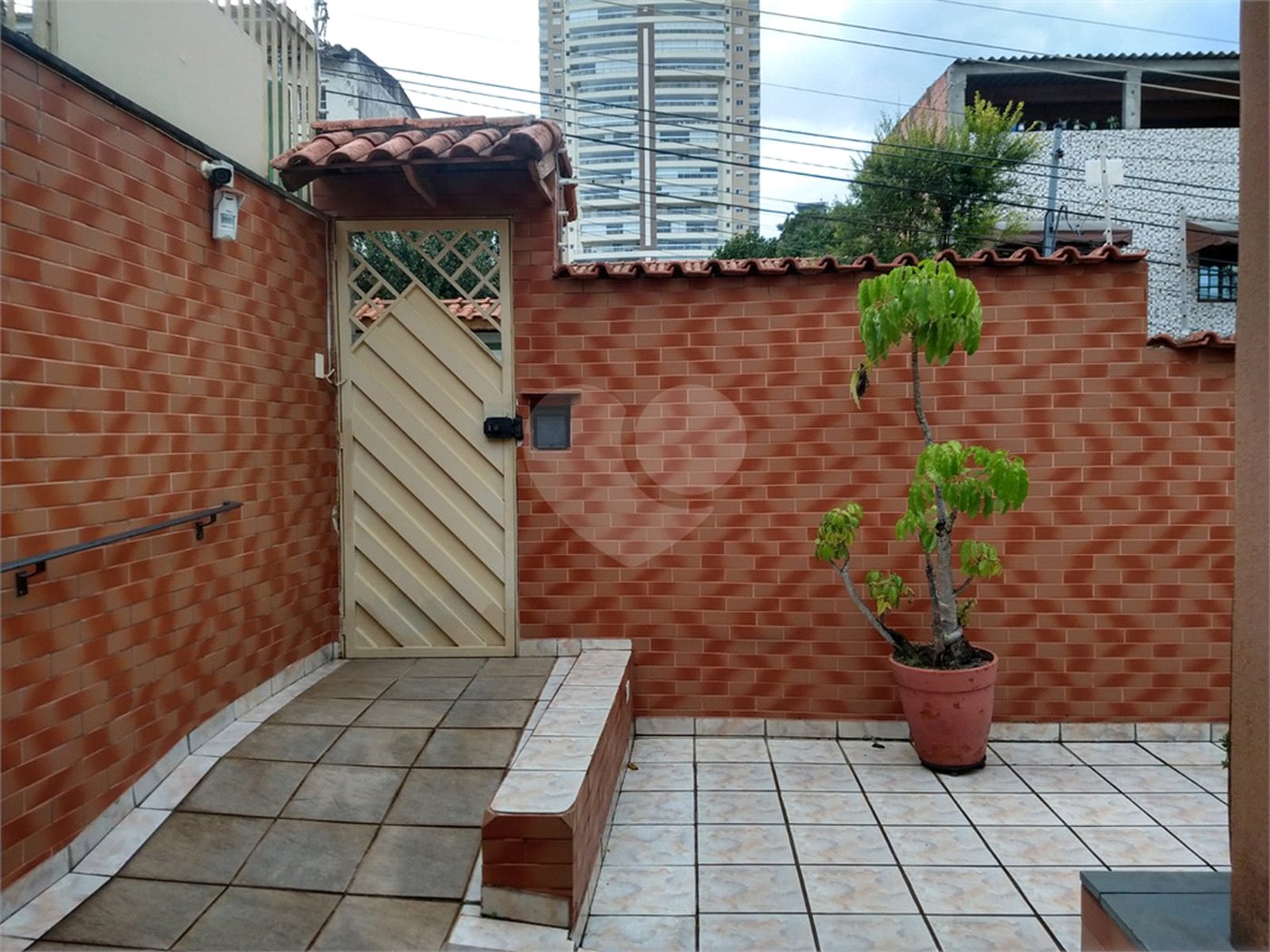 Casa à venda com 5 quartos, sendo 2 suítes, em Água Fria, São Paulo, SP