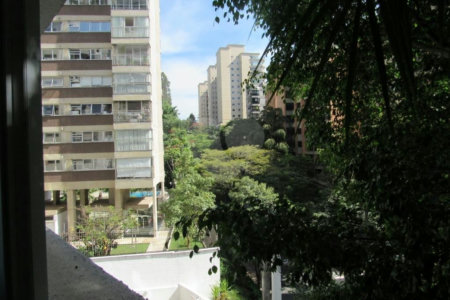 Apartamento à venda com 3 suítes em Real Parque, São Paulo, SP