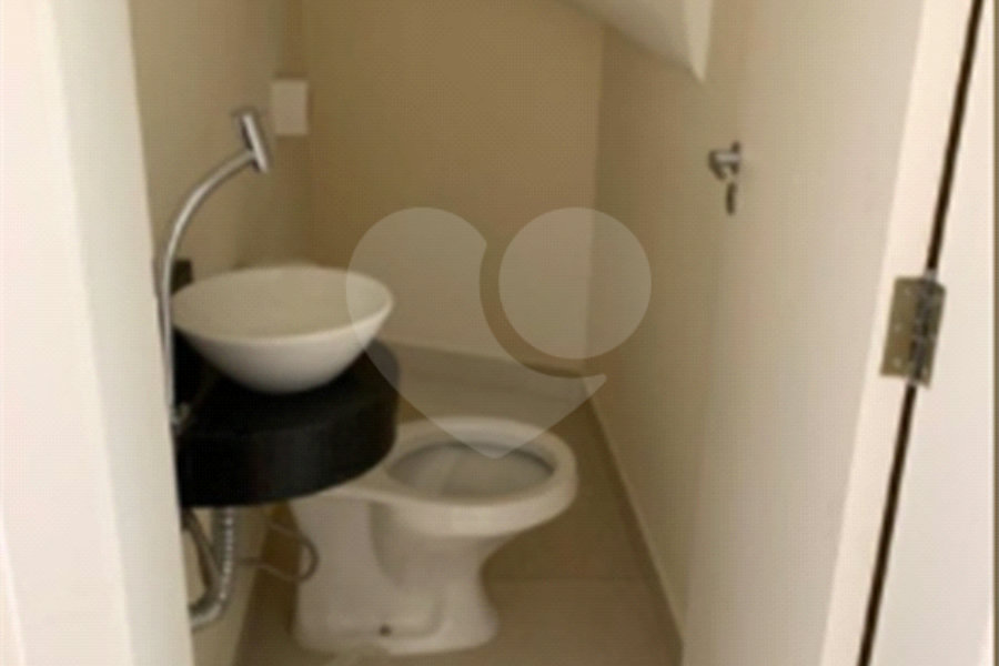 Sobrado à venda com 3 quartos, sendo 1 suíte,  em Horto, São Paulo, SP
