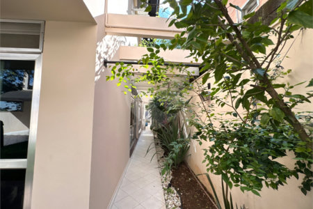 Sobrado à venda com 4 quartos, sendo 3 suítes,  em Jardim São Bento, São Paulo, SP