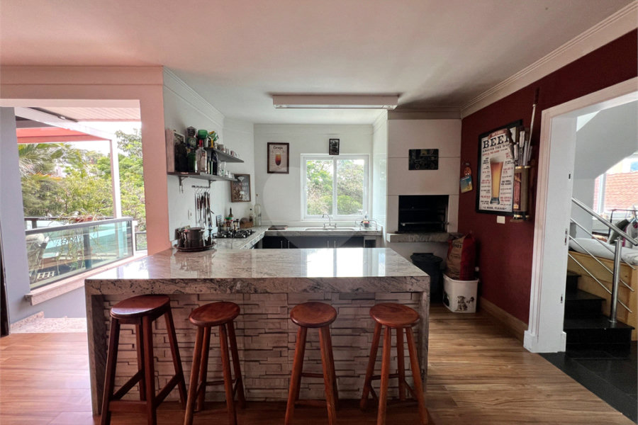 Casa à venda com 3 suítes no condomínio Quinta de Santo Antônio, São Paulo - SP