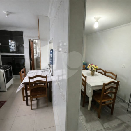 Casa Térrea à venda com 2 quartos, sendo 1 suíte, em Parque Esmeralda, São Paulo, SP