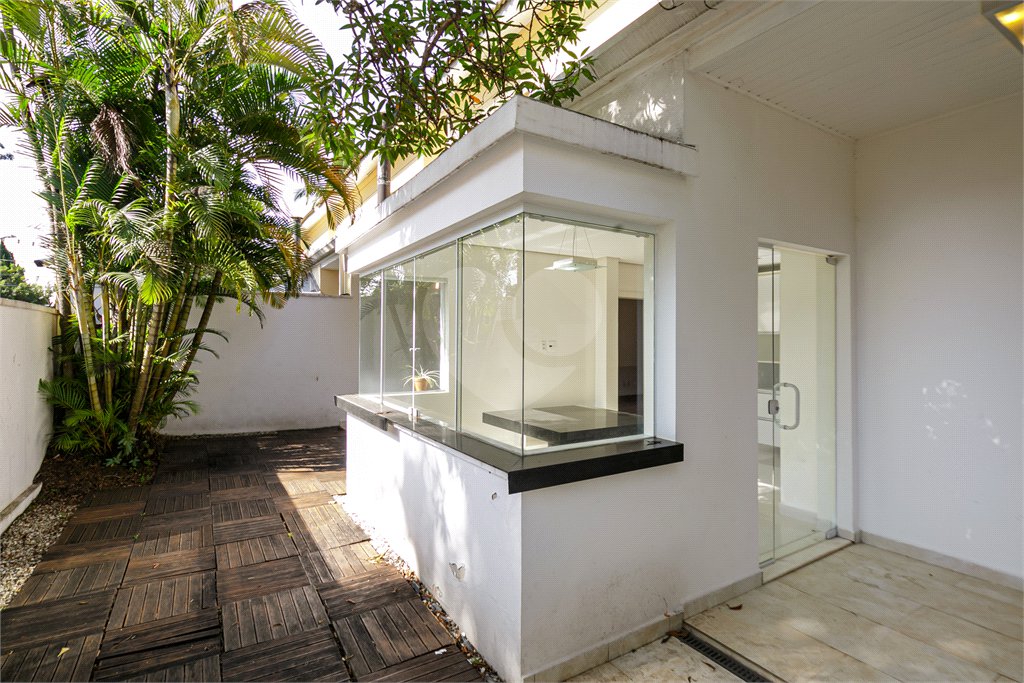 Casa à venda com 3 suítes no condomínio Villaggio Belvedere, São Paulo - SP