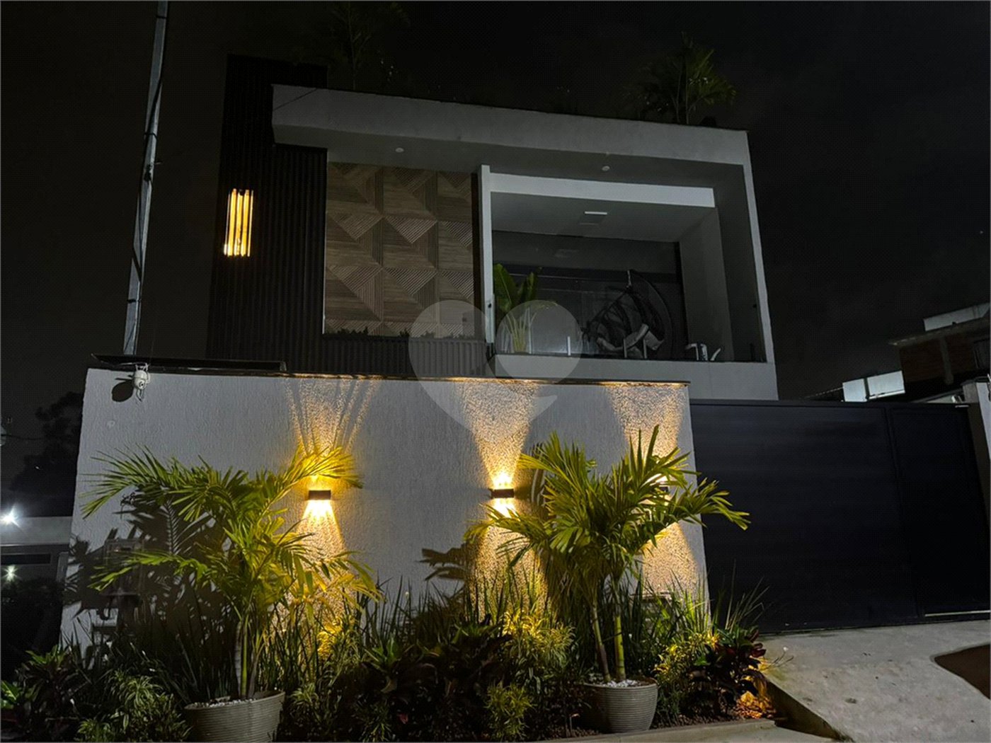 Casa à venda com 4 quartos, sendo 3 suítes, em Campo Grande, Rio de Janeiro, RJ