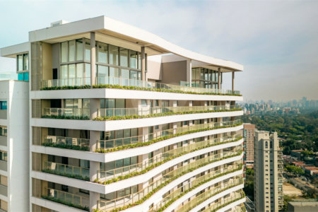 Apartamento à venda com 3 suítes em Moema, São Paulo, SP