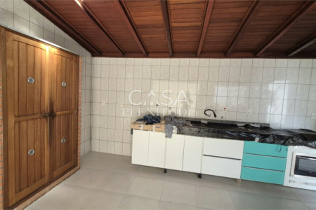 Casa em condomínio para alugar com 2 quartos, sendo 1 suíte, em Jardim Ibiti do Paço, Sorocaba, SP