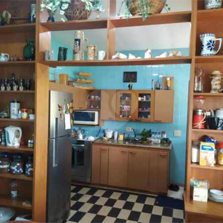 Casa à venda ou para alugar com 6 quartos, sendo 1 suíte, em Vila Junqueira, São Roque, SP