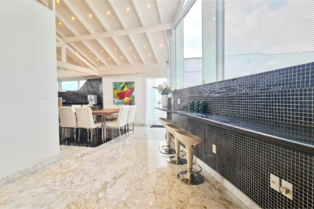 Apartamento à venda com 4 suítes em Vila Maria Alta, São Paulo, SP