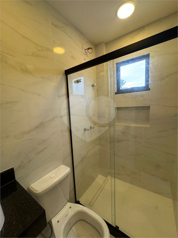 Casa à venda com 5 quartos, sendo 4 suítes, no condomínio Grand Park, Rio de Janeiro - RJ
