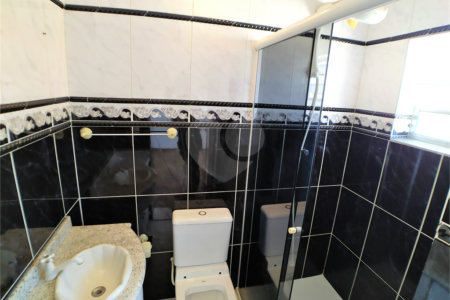 Sobrado à venda com 3 quartos, sendo 1 suíte,  em Vila Mazzei, São Paulo, SP