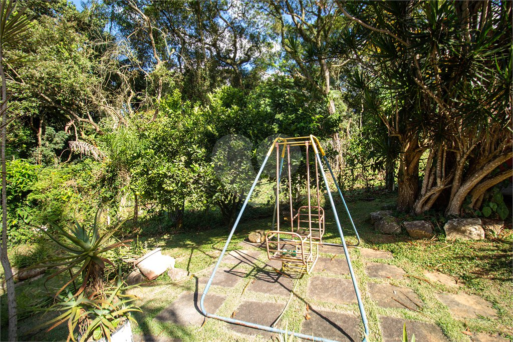 Villagio à venda ou para alugar com 4 suítes em Chácara Santa Lúcia dos Ypes, Carapicuíba, SP