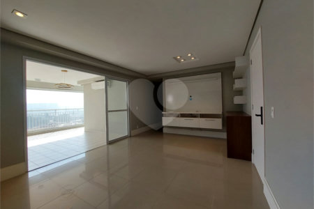 Apartamento à venda com 3 quartos, sendo 1 suíte, em Vila Leopoldina, São Paulo, SP