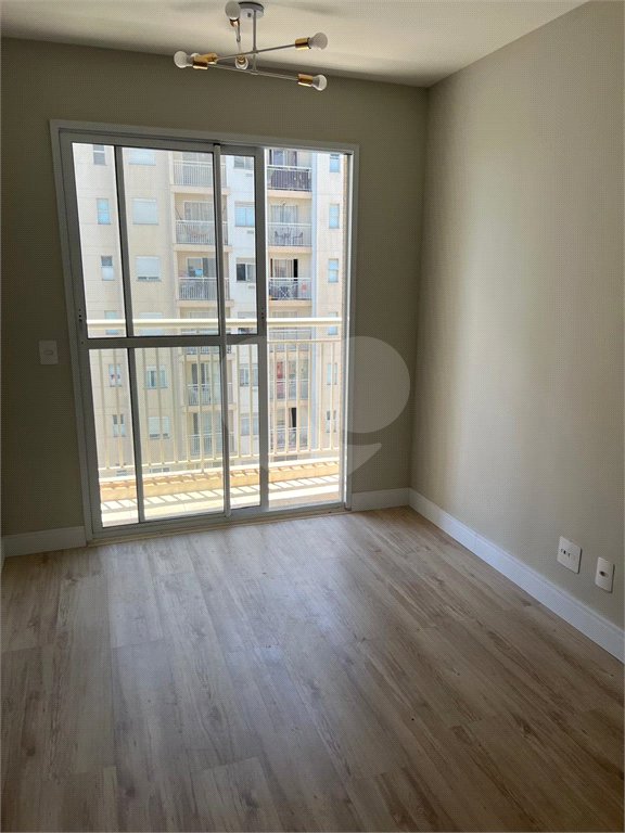 Apartamento à venda com 2 quartos em Parque Imperial, Ferraz de Vasconcelos, SP