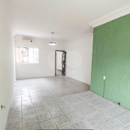 Casa à venda com 3 quartos, sendo 1 suíte,  em Vila Mariana, São Paulo, SP