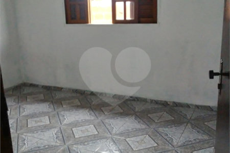 Casa à venda com 4 quartos, sendo 1 suíte, em Protestantes, Votorantim, SP
