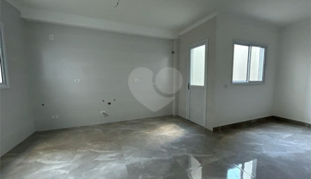 Apartamento à venda com 2 quartos, sendo 1 suíte,  em Vila Guarani, Santo André, SP
