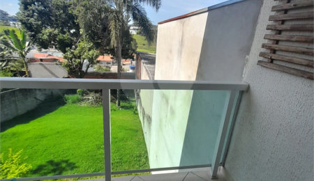 Casa à venda com 3 quartos, sendo 1 suíte,  em Vila Suissa, Mogi das Cruzes, SP
